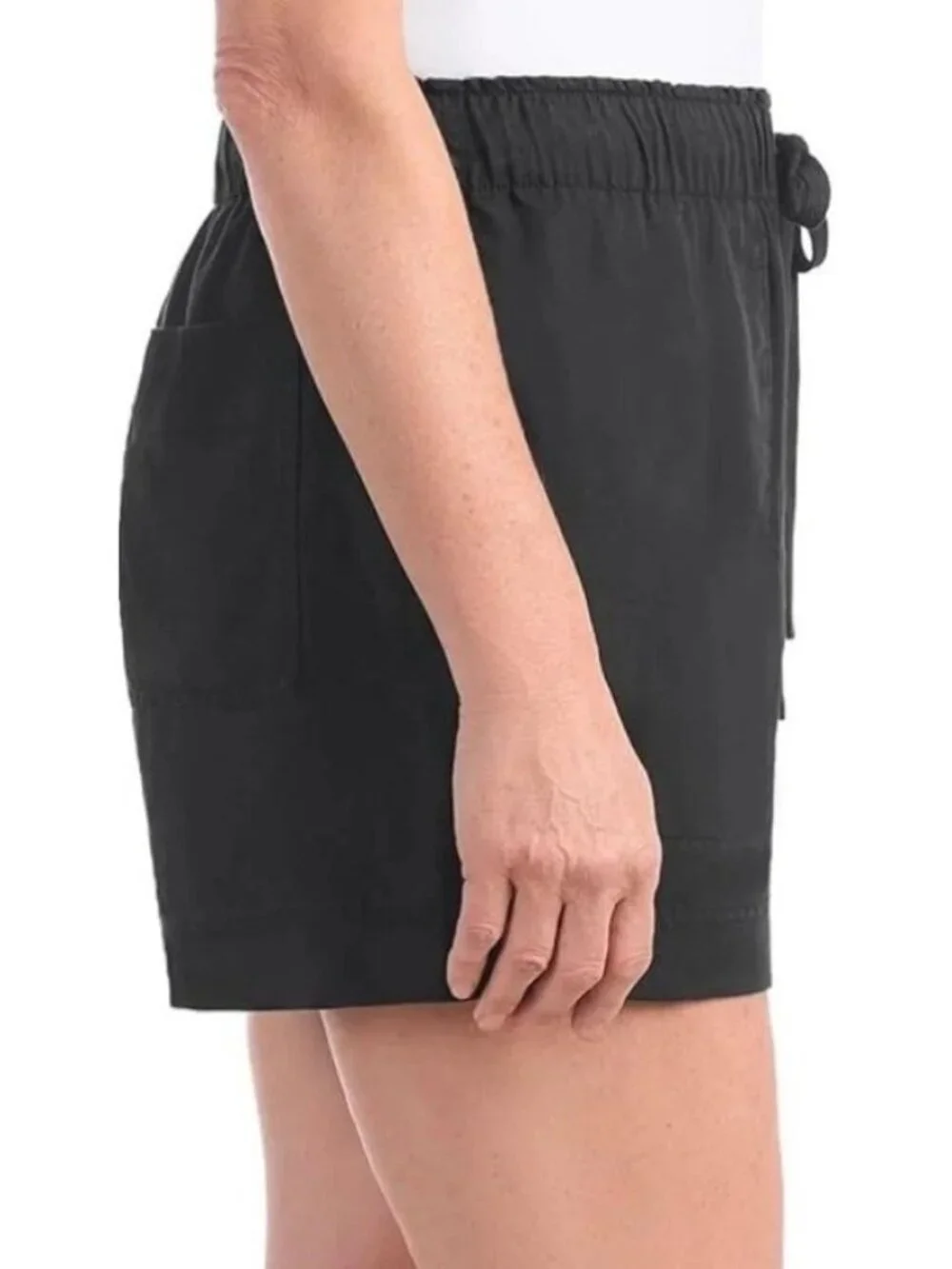 Hilary Radley Women's L Black Tencel Pull-On Shorts With Pockets Mid Rise P0254